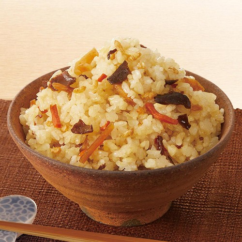 アルファー食品 舞茸と根菜のおこわ 玄米入り 100g