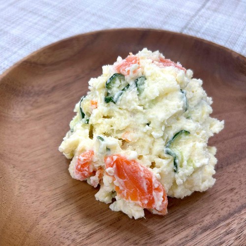 パック総菜 デリア食品 じゃがいもが美味しい なめらかポテトサラダ 大 1パック(206g)