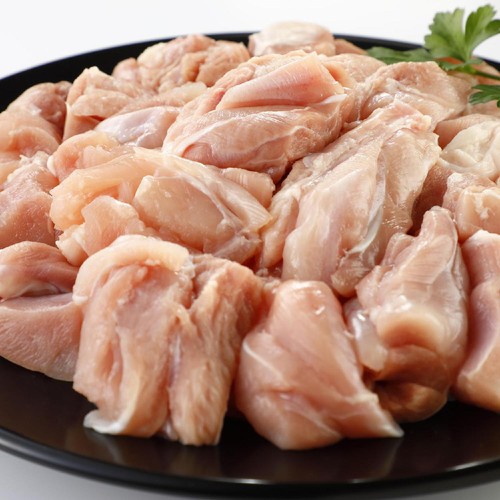 純輝鶏もも肉角切り 320g～480g 【冷蔵】トップバリュグリーンアイ