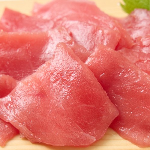 【冷蔵】 本まぐろ赤身切落し(生食用・解凍・養殖) 横濱屋本舗食堂監修 70g