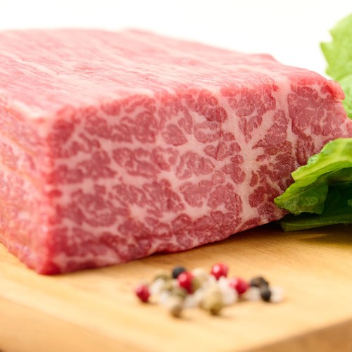 [鮮度+]【冷蔵】5等級 鹿児島県産 さつま姫牛ももかたまり 200g-300g
