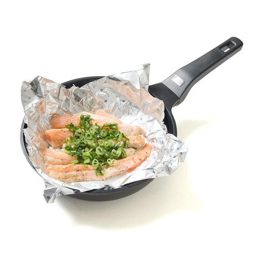 【冷蔵】 フライパンで簡単調理 ねぎ塩焼き 鮭のハラス 150g