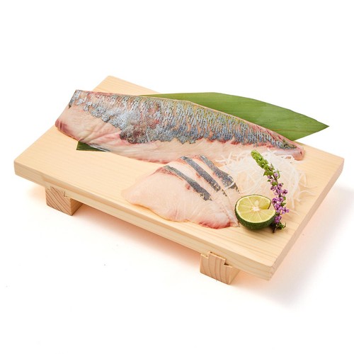 【冷凍】 しまあじ養殖刺身用(背) 1冊 約120g