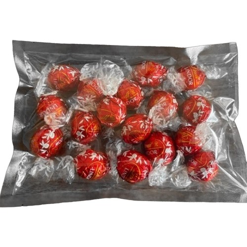 リンツ リンドールミルク 17個入 Green Beans | グリーンビーンズ by AEON