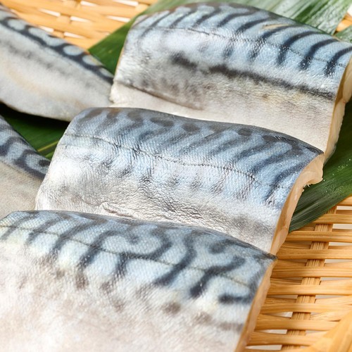 【冷凍】 食塩不使用 脂ののったさば(腹骨取り)  50g x 6切