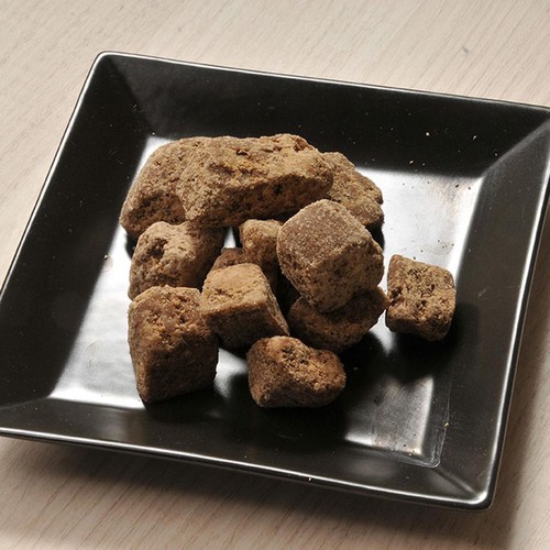 奄美自然食本舗 奄美瀬戸内 純黒糖 300g