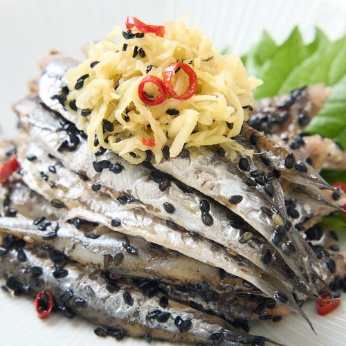 【冷蔵】カネヨン水産 いわしのごま漬 100g