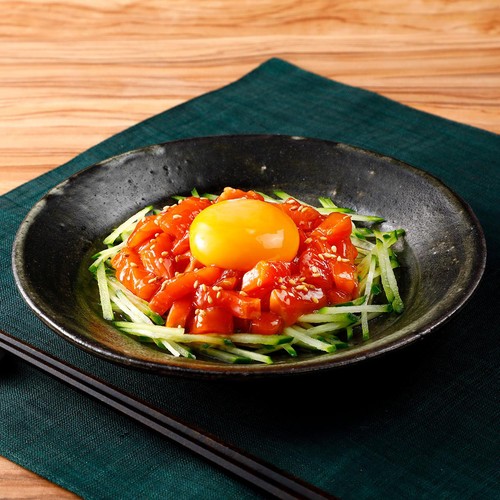 【冷蔵】 期間限定 増量 ごろっとサーモン丼 102g