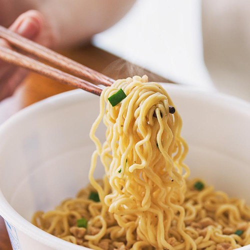 ベースフード BASE YAKISOBA 塩焼きそば 83g Green Beans | グリーン