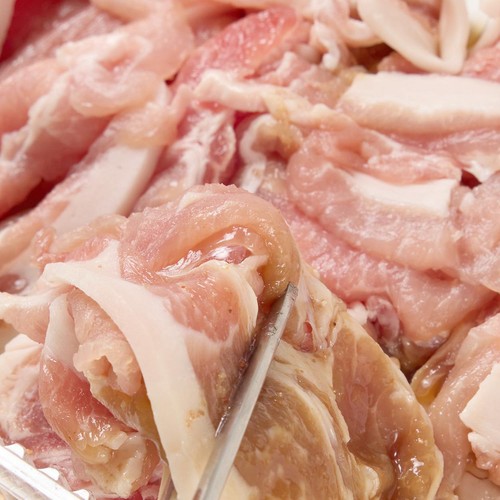 [鮮度+]【冷蔵】とうほく三元豚 豚肉ロース切りおとし味付け焼肉用 (源たれゴールド使用) (国産) 190g～250g
