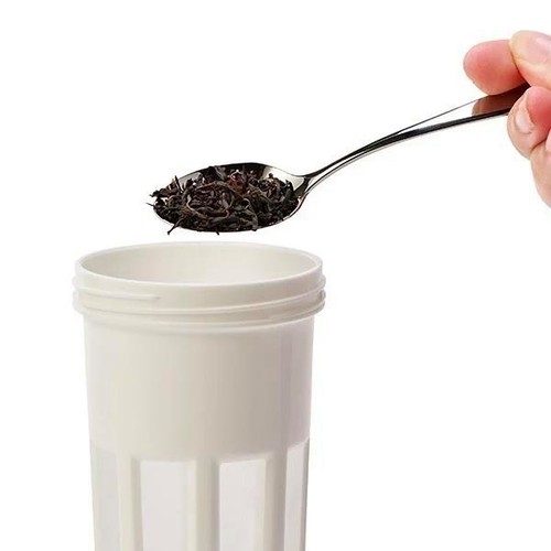 茶こし付 スリムピッチャー ホワイト 1.1L ホームコーディ