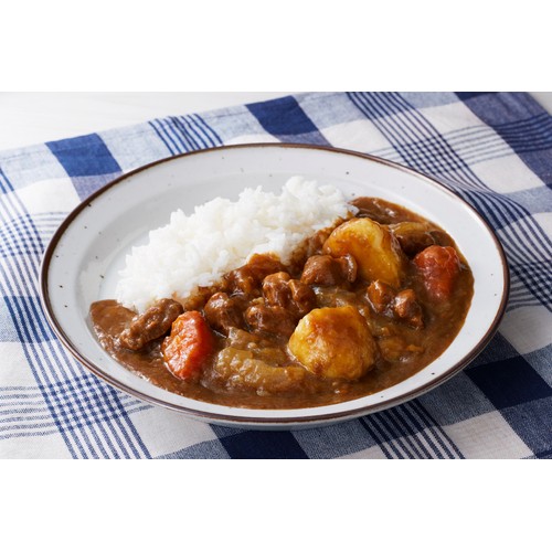 エスビー食品 とろけるカレー 中辛 144g