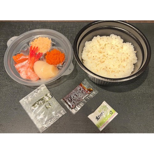 【冷凍】おたる政寿司 海鮮丼 1食(324g)