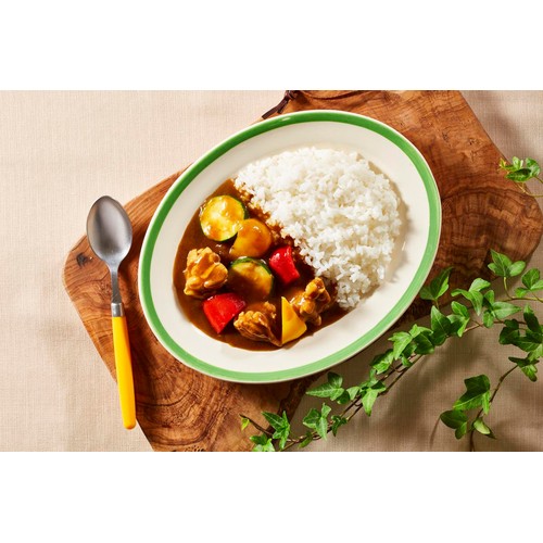 エスビー食品 とろけるカレー 中辛 144g