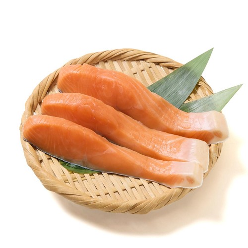 冷凍】 宮城県産 養殖銀鮭切身小切 50g x 3切 Green Beans | グリーン