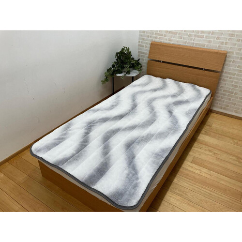 アミンRAVIR MAT Ge 温熱敷きパッド 青収納バック