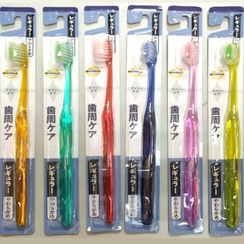 超極細毛歯周薄型ヘッド歯ブラシレギュラーやわらかめ片テーパー 1本 トップバリュベストプライス