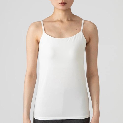 PEACE FIT(ピースフィット) SilkyFACT モールドカップ付 キャミソール