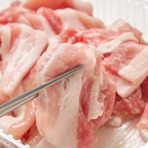 [鮮度+]【冷蔵】とうほく三元豚 豚肉ばら切りおとし味付け焼肉用 (塩だれ) (国産) 190g～250g