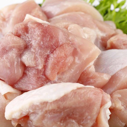 純輝鶏もも肉角切り 120-180g 【冷蔵】トップバリュグリーンアイナチュラル 青森県産